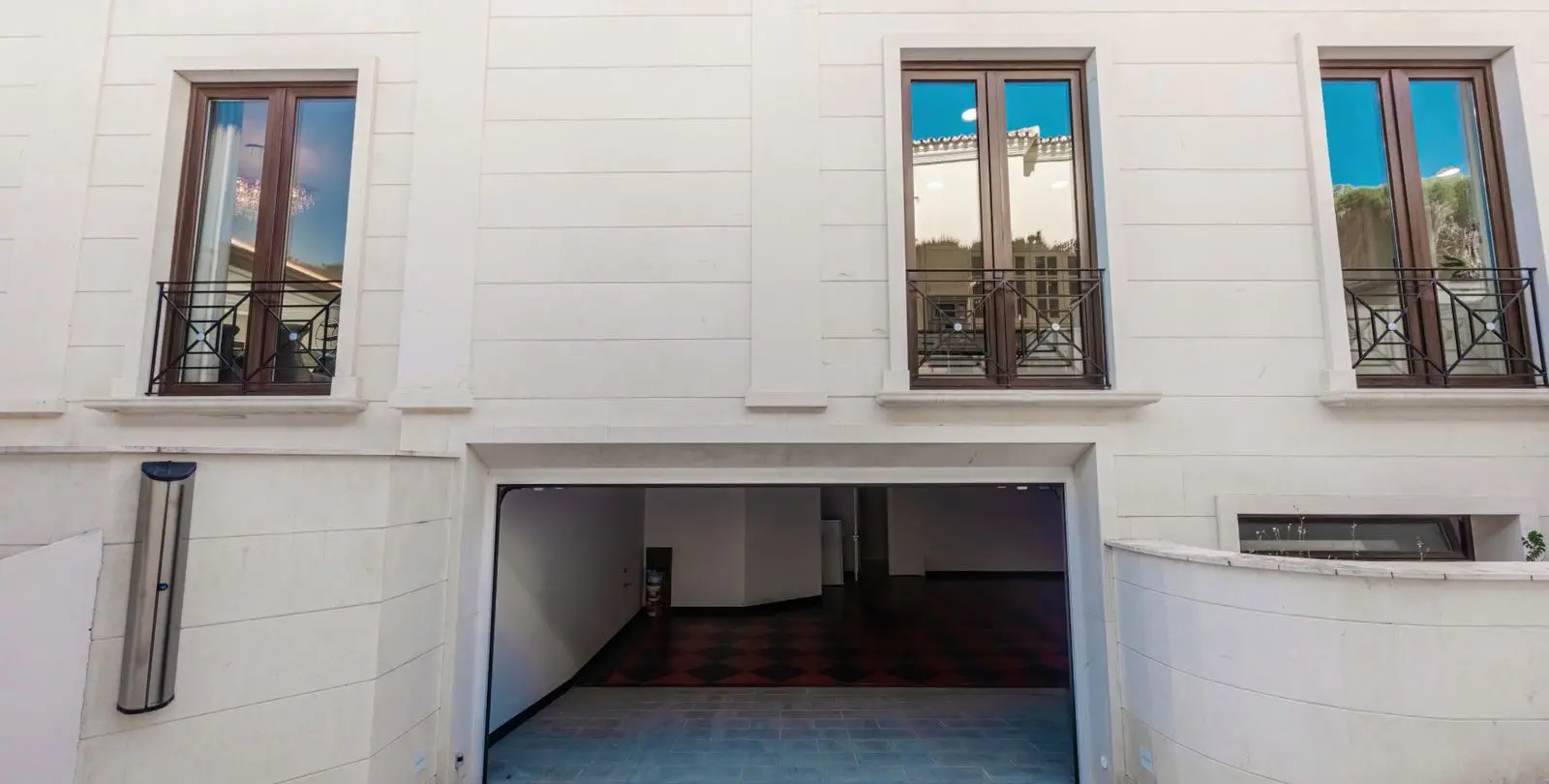 Venta de villa independiente en Sierra Blanca 36
