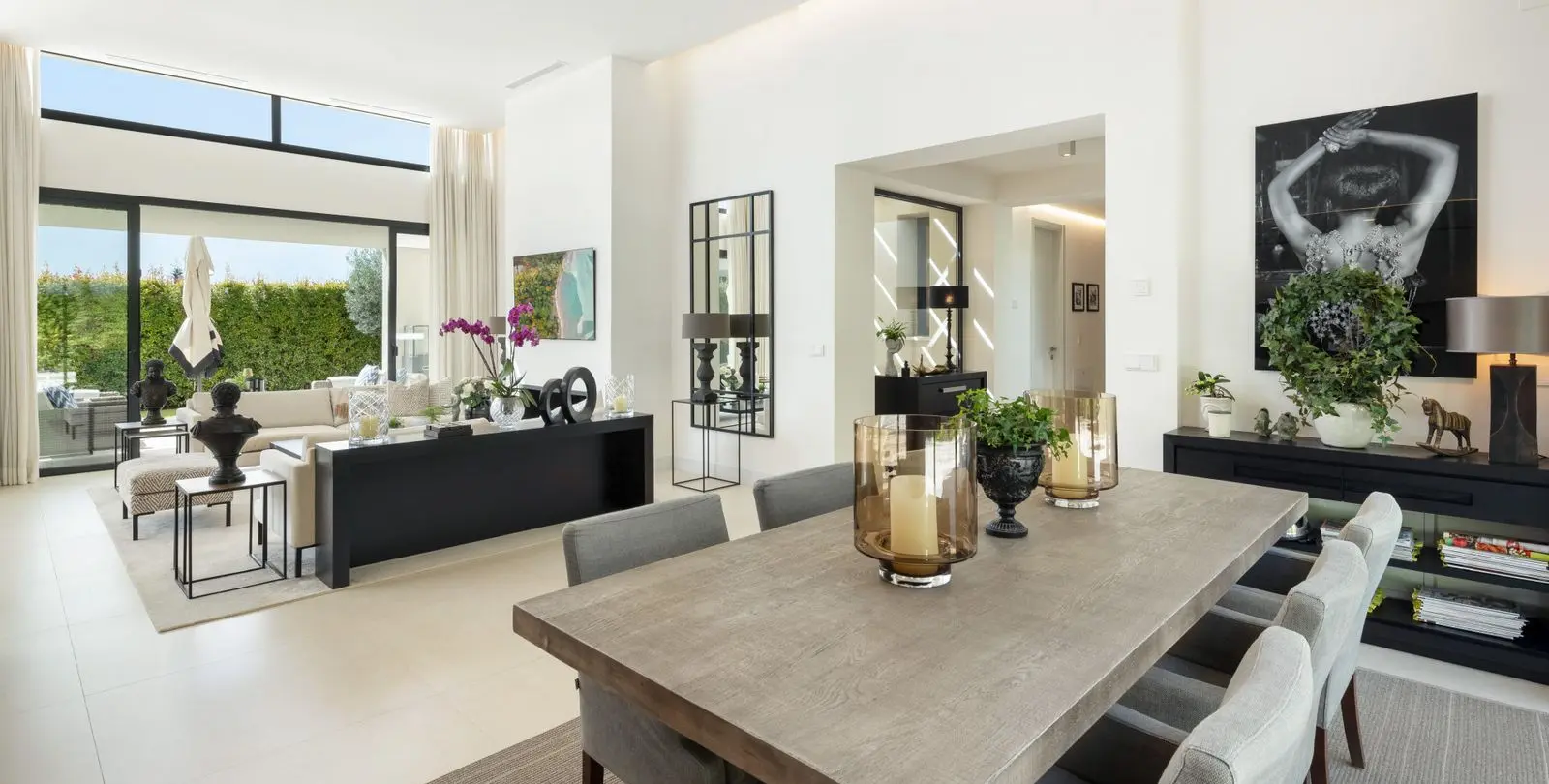 Venta de villa independiente en Nueva Andalucía 5