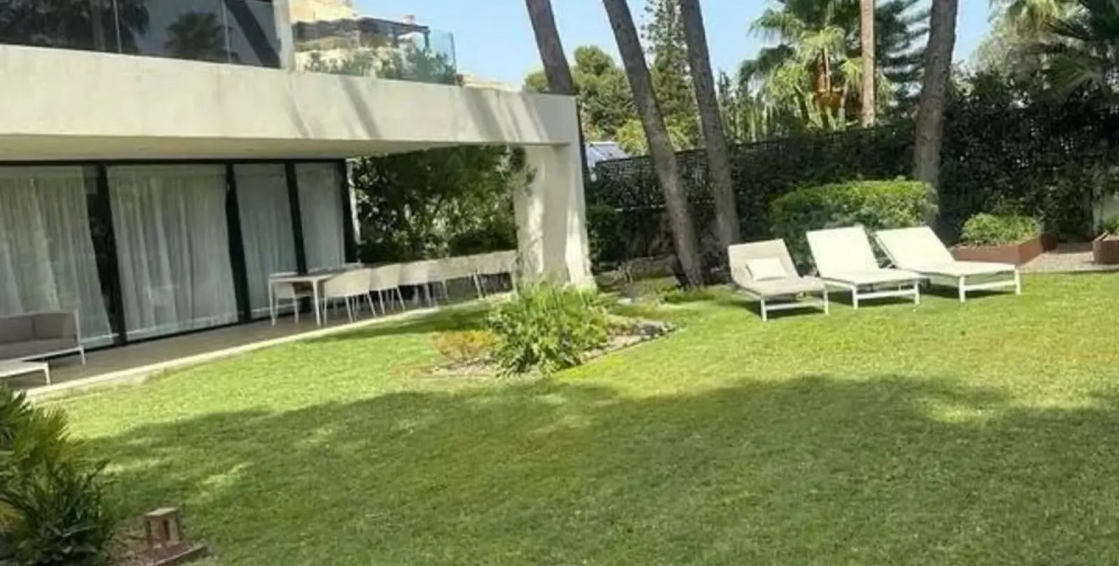 Venta de villa independiente en Marbella 1