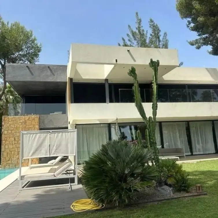 Venta de villa independiente en Marbella