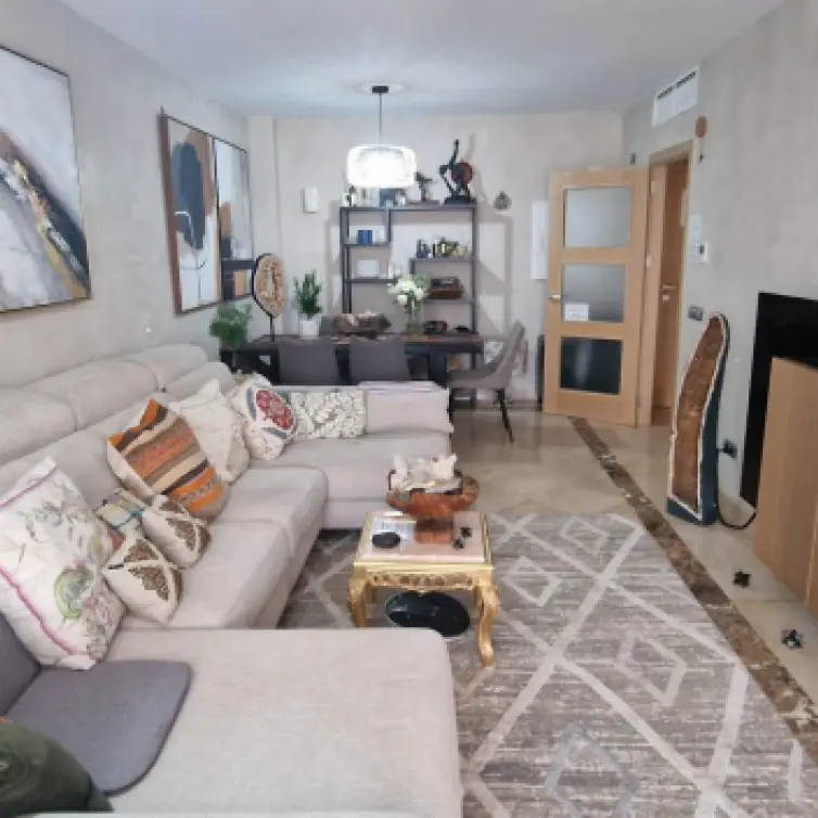 Venta de apartamento en planta baja en La Duquesa