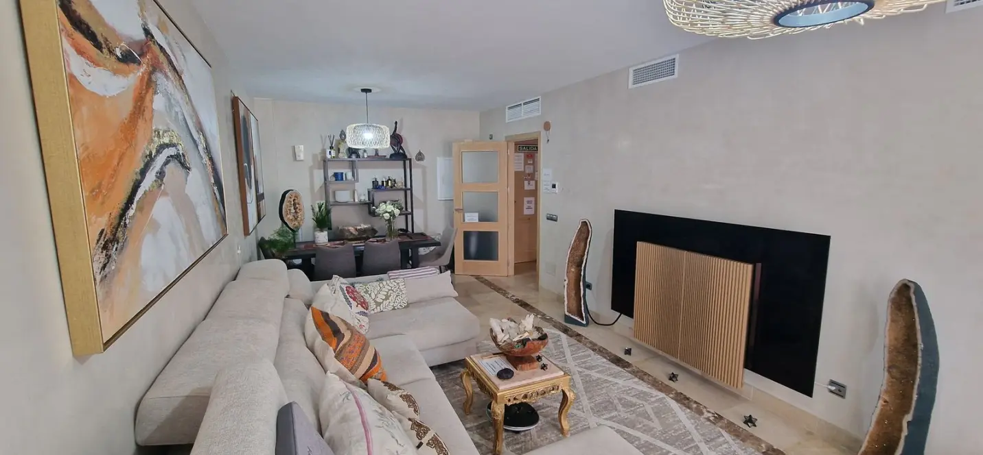 Venta de apartamento en planta baja en La Duquesa 4