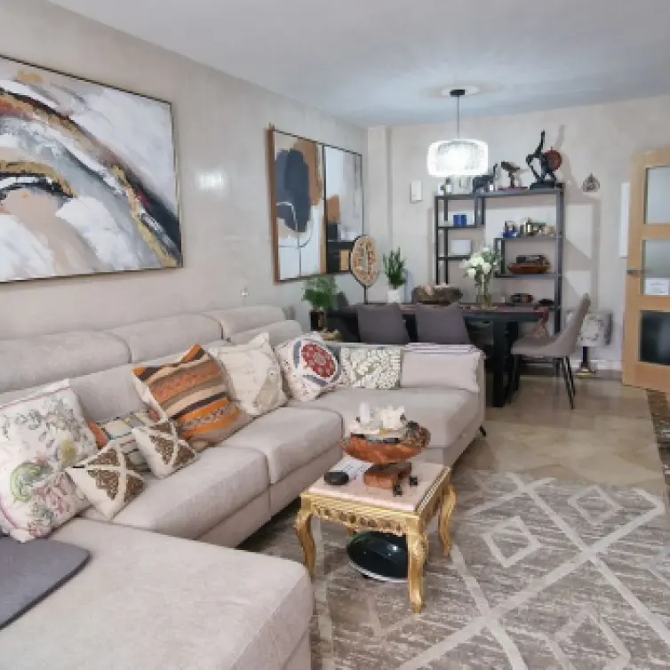 Venta de apartamento en planta baja en La Duquesa