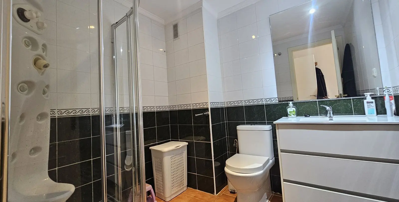 Venta de apartamento en planta media en Torremolinos 32