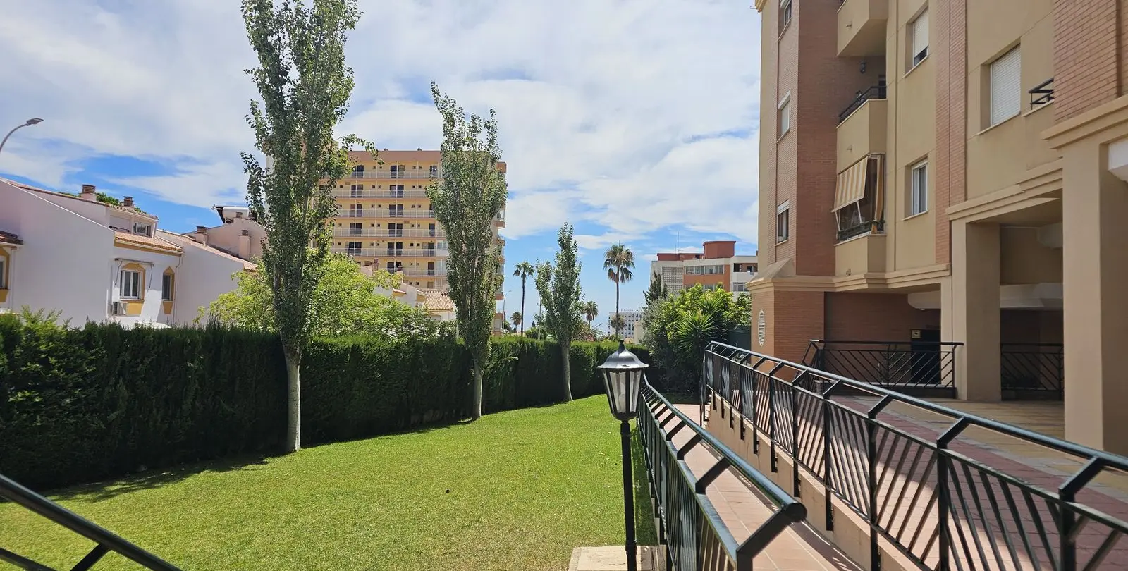 Venta de apartamento en planta media en Torremolinos 54
