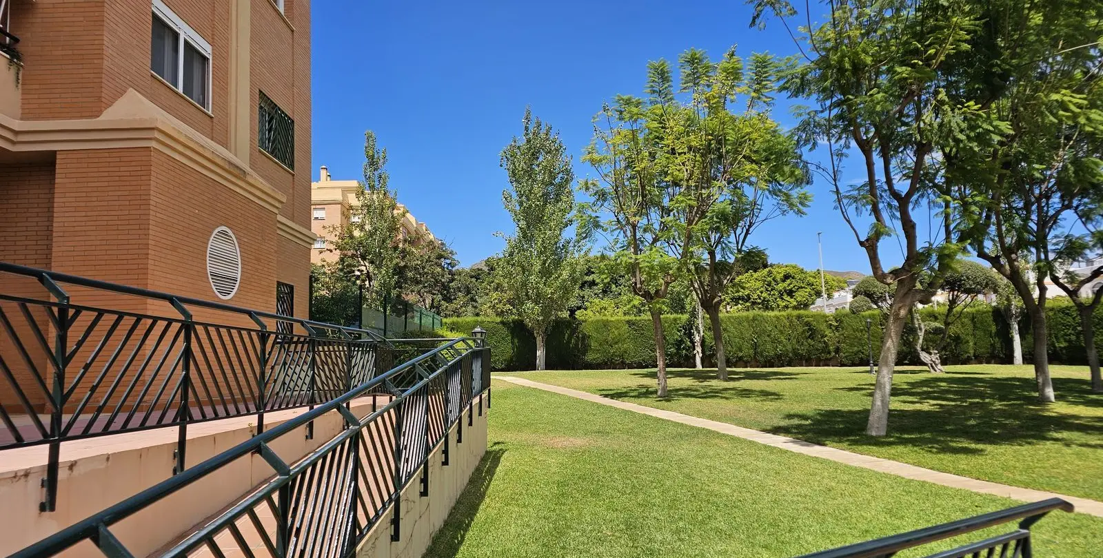 Venta de apartamento en planta media en Torremolinos 55