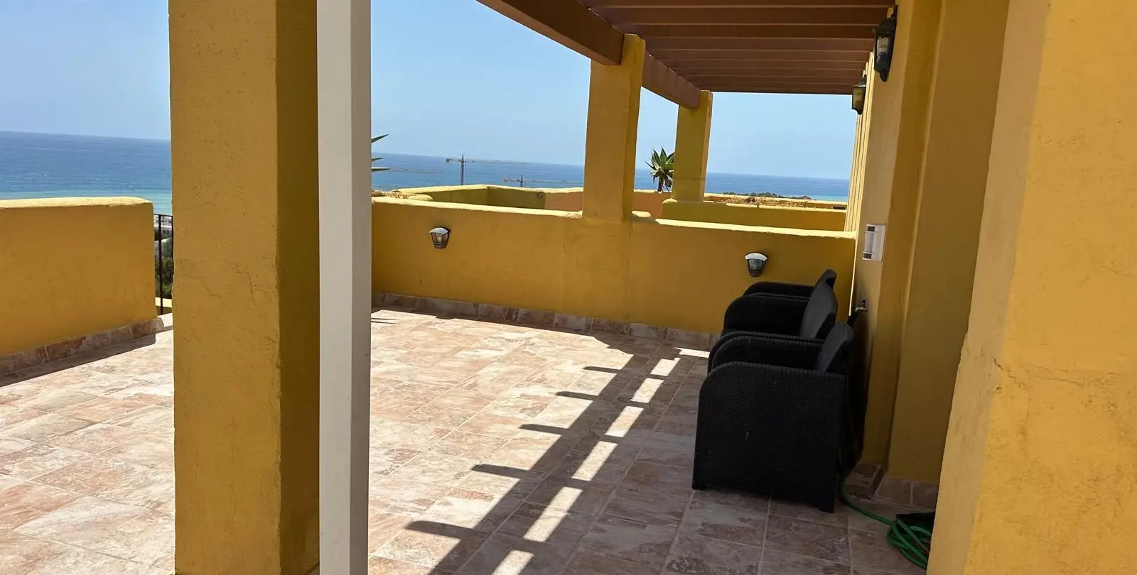 Venta de ático dúplex en Manilva 24