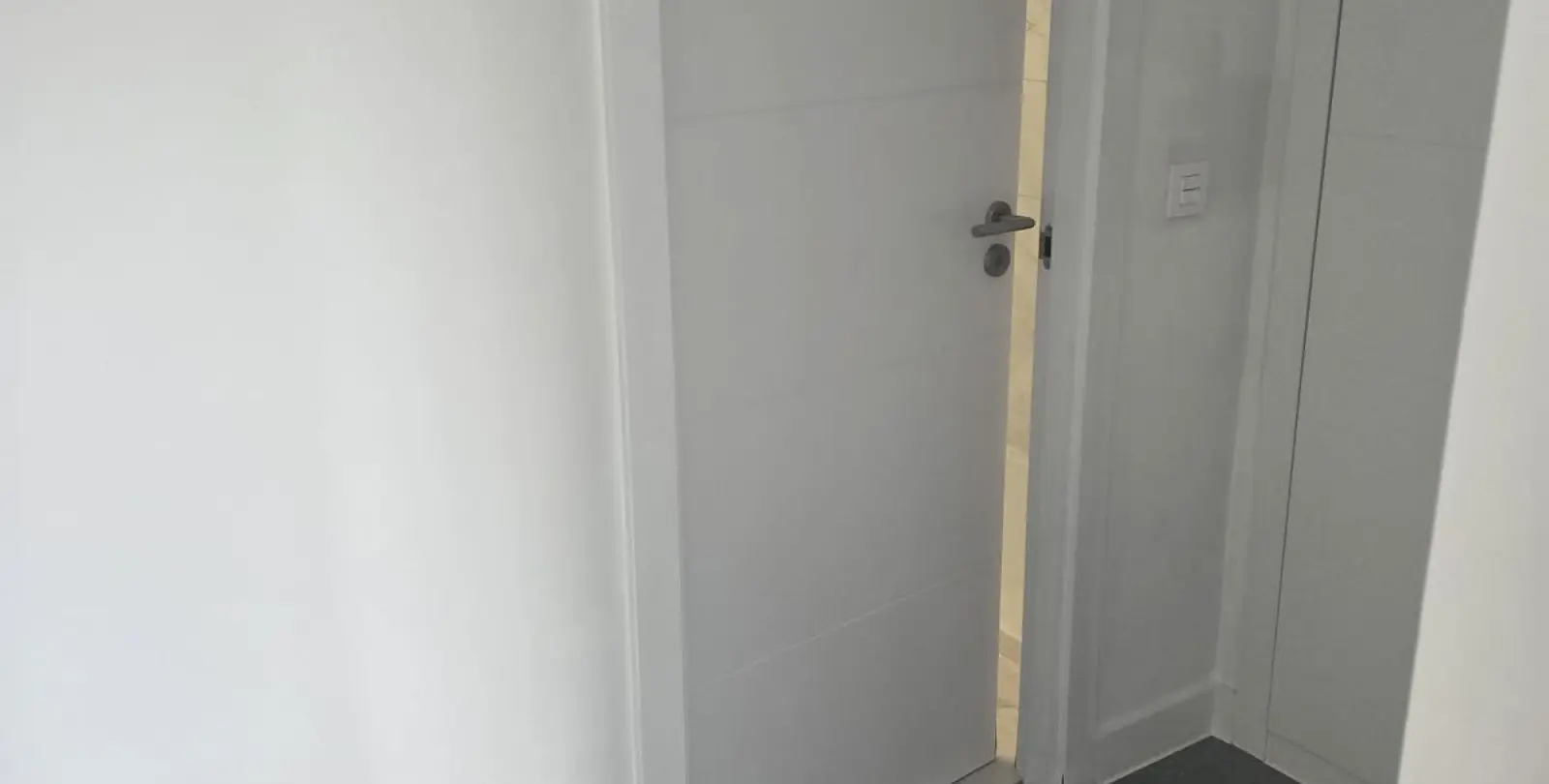 Sale of middle floor apartment in El Faro 35