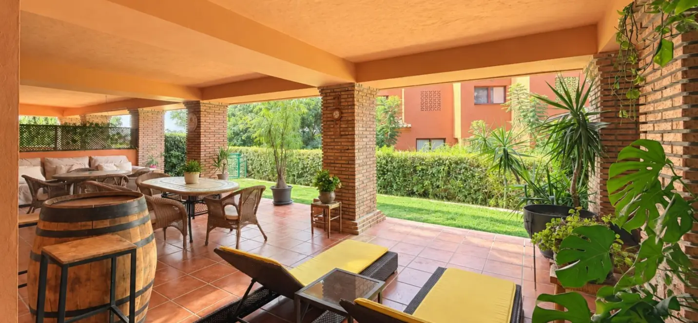 Venta de apartamento en planta baja en Casares Playa 2