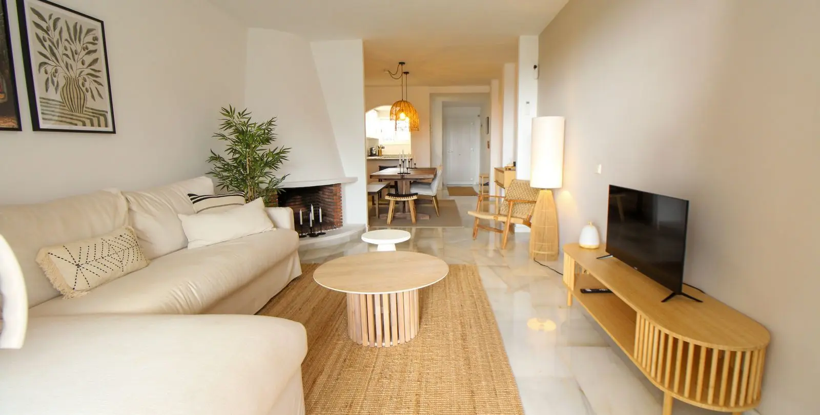 Sale of ground floor apartment in Calahonda 7