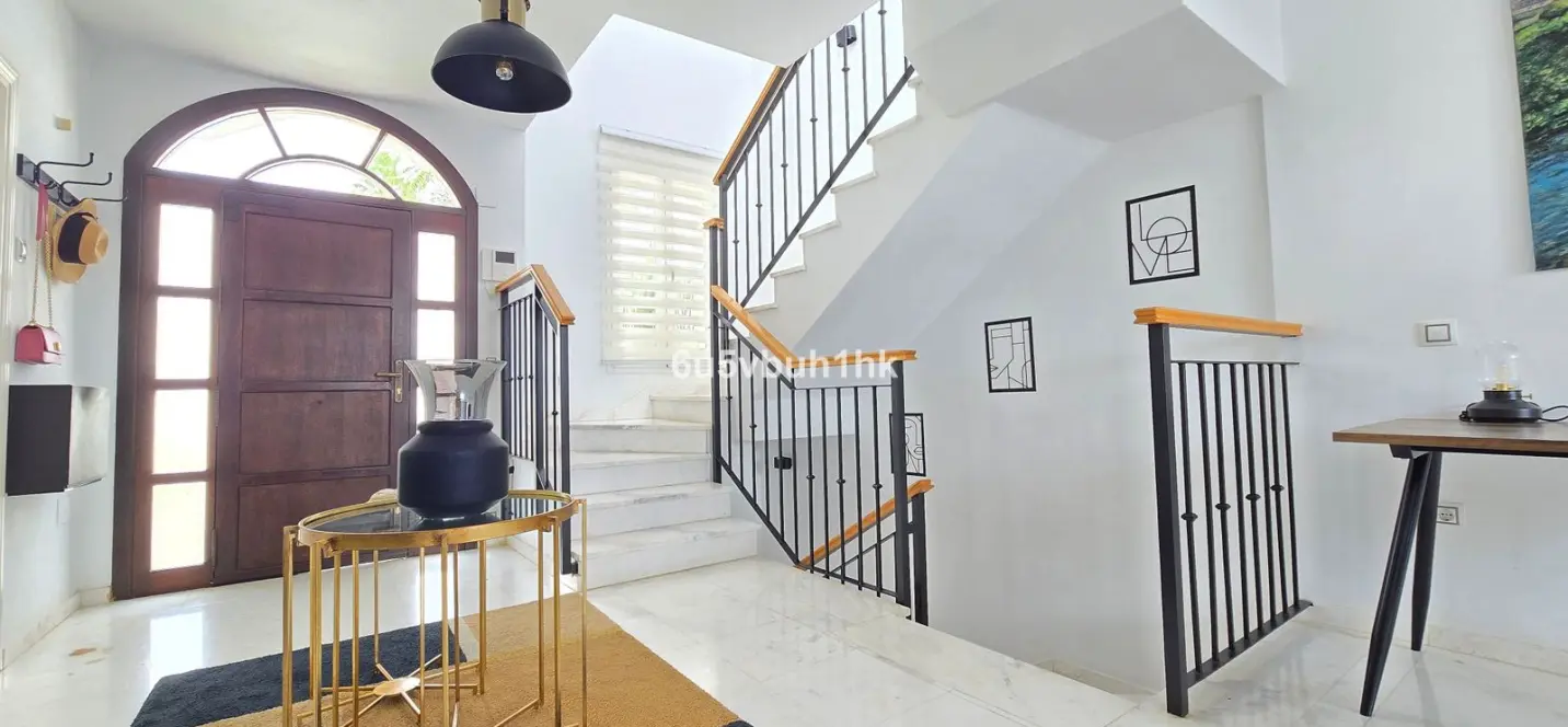 Sale of townhouse in Riviera del Sol 4