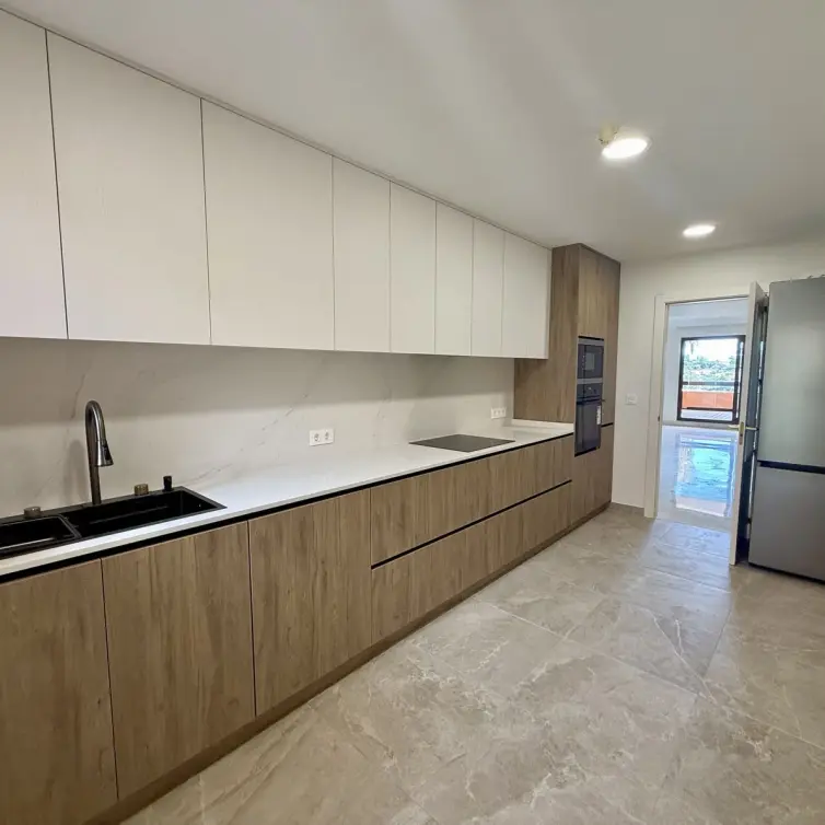 Sale of penthouse duplex in Benahavís