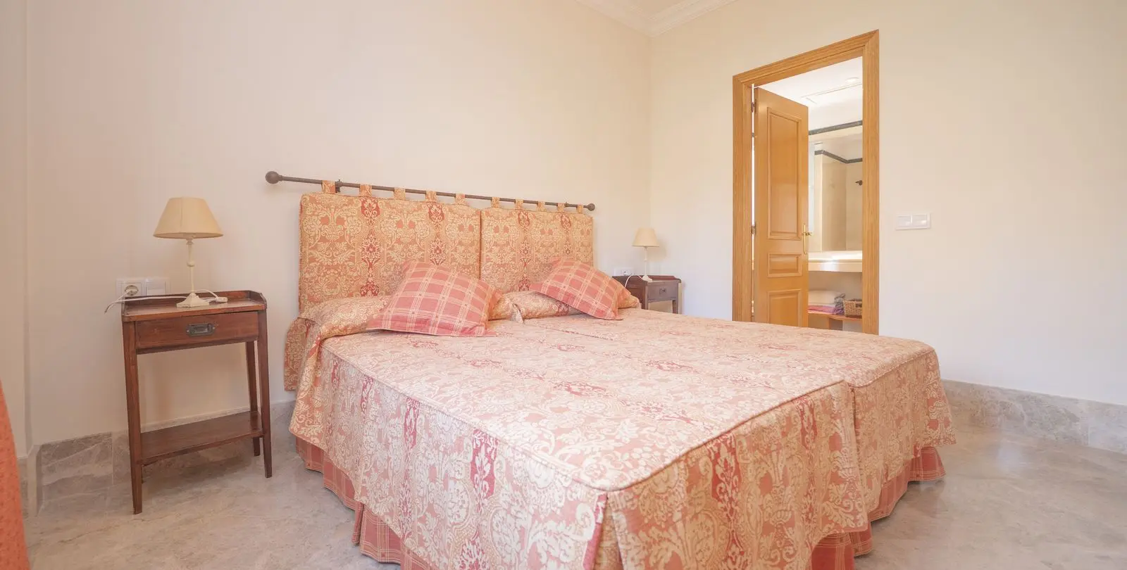 Sale of semi-detached house in Santa Clara 41