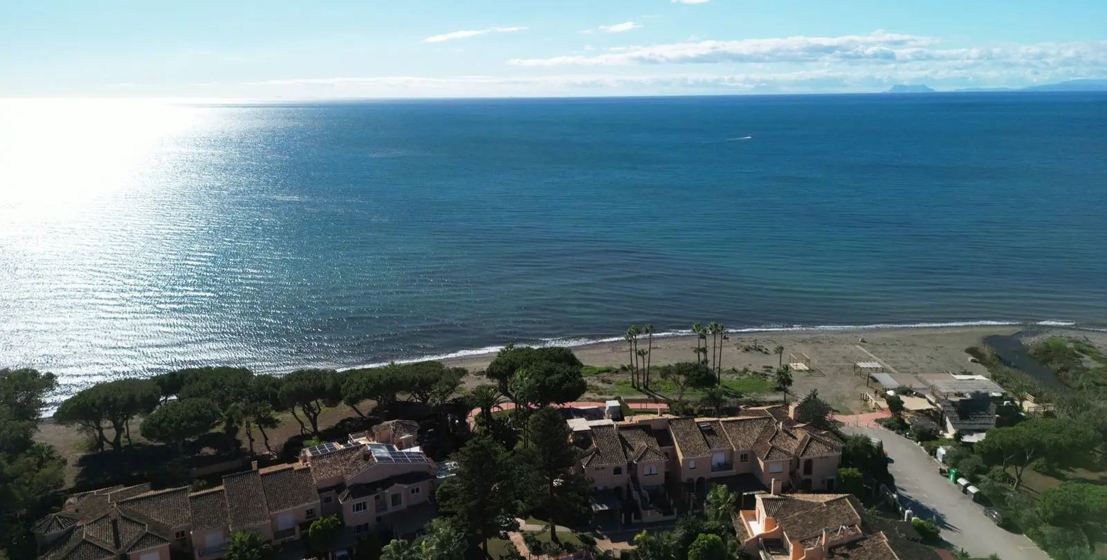 Sale of penthouse duplex in Estepona 49
