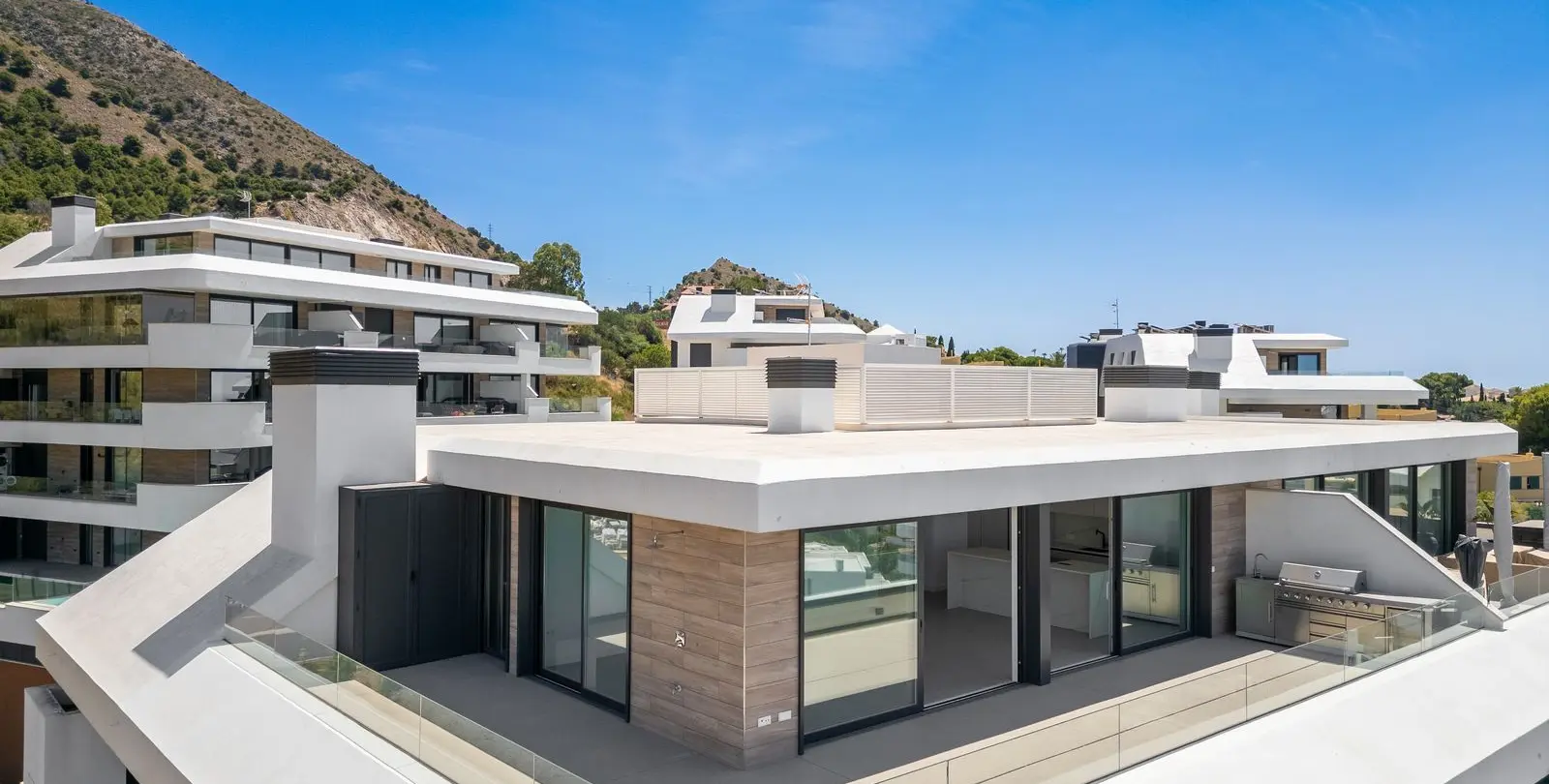 Sale of penthouse in Higueron 34