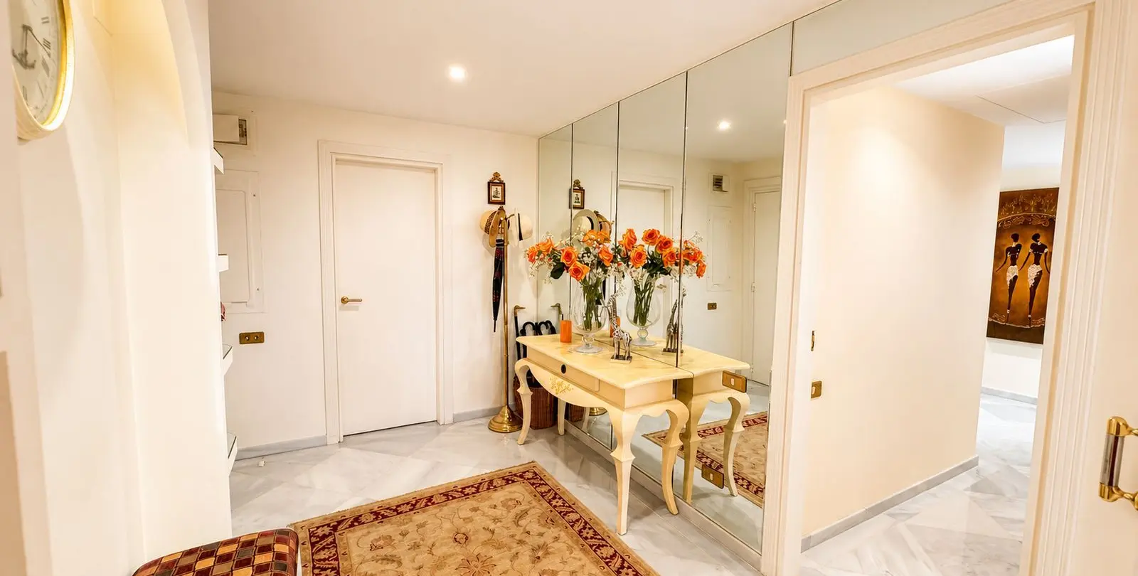 Sale of middle floor apartment in Marbella 4