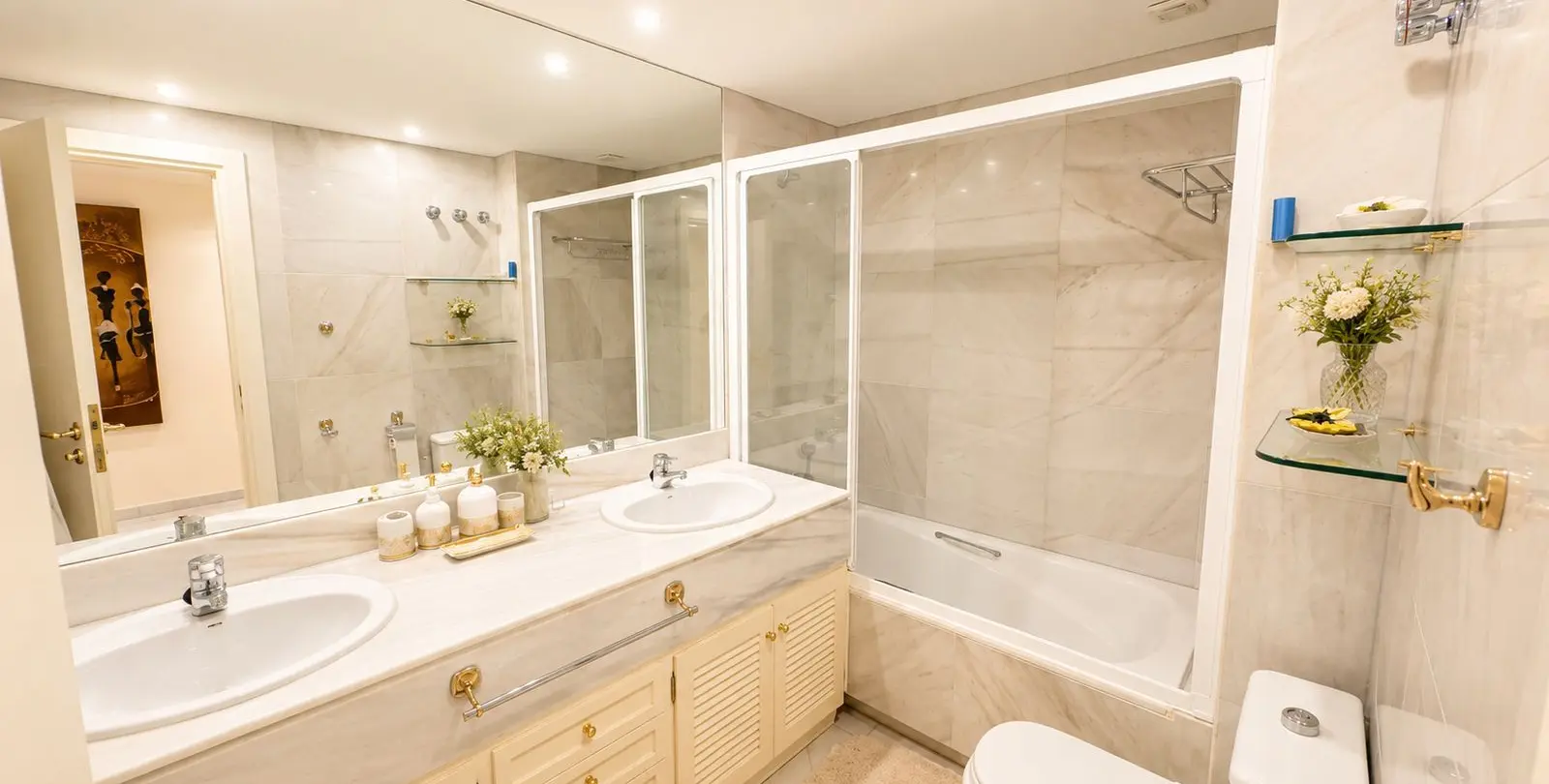 Sale of middle floor apartment in Marbella 7