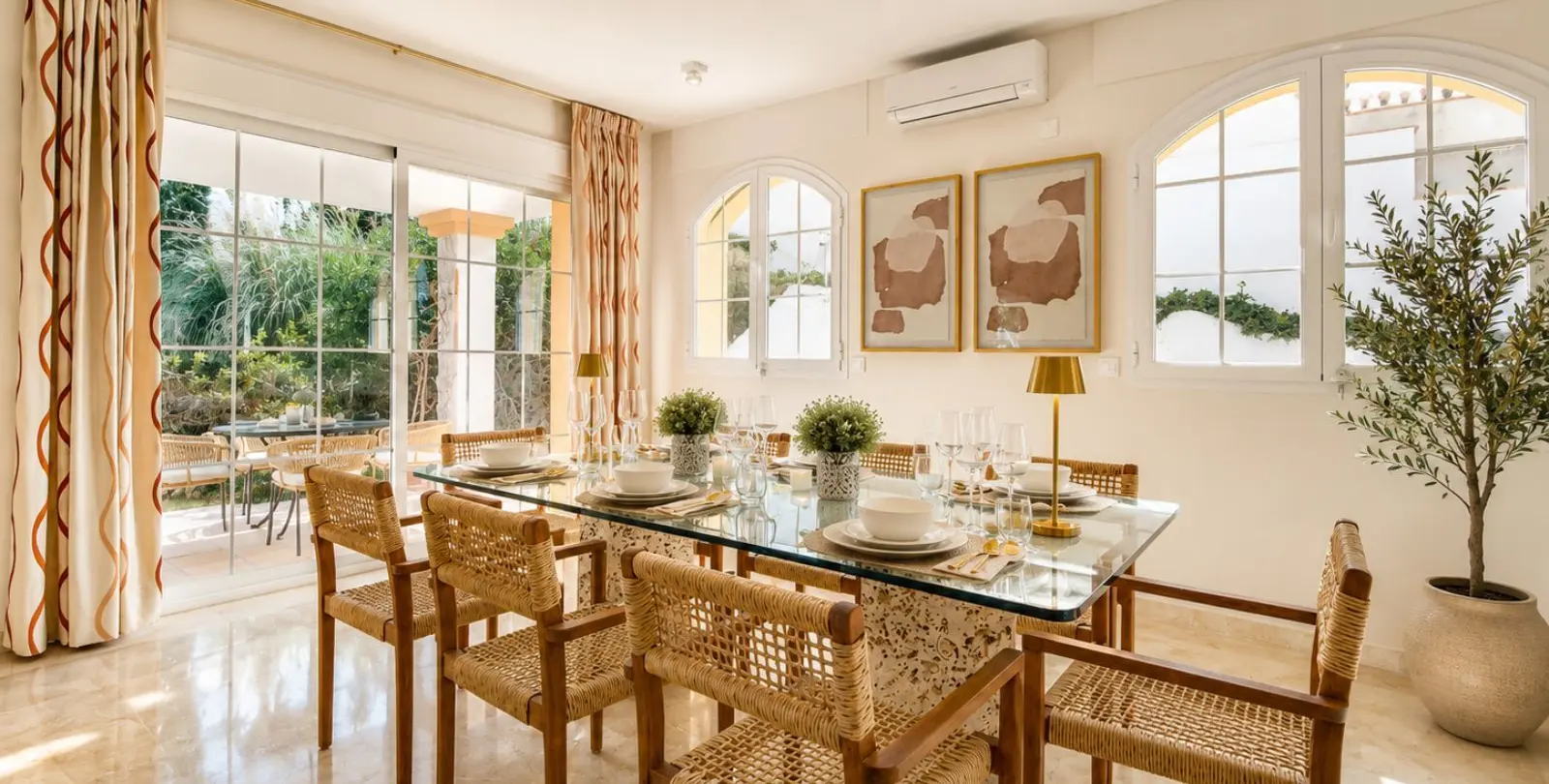 Sale of detached villa in La Cala Golf 13