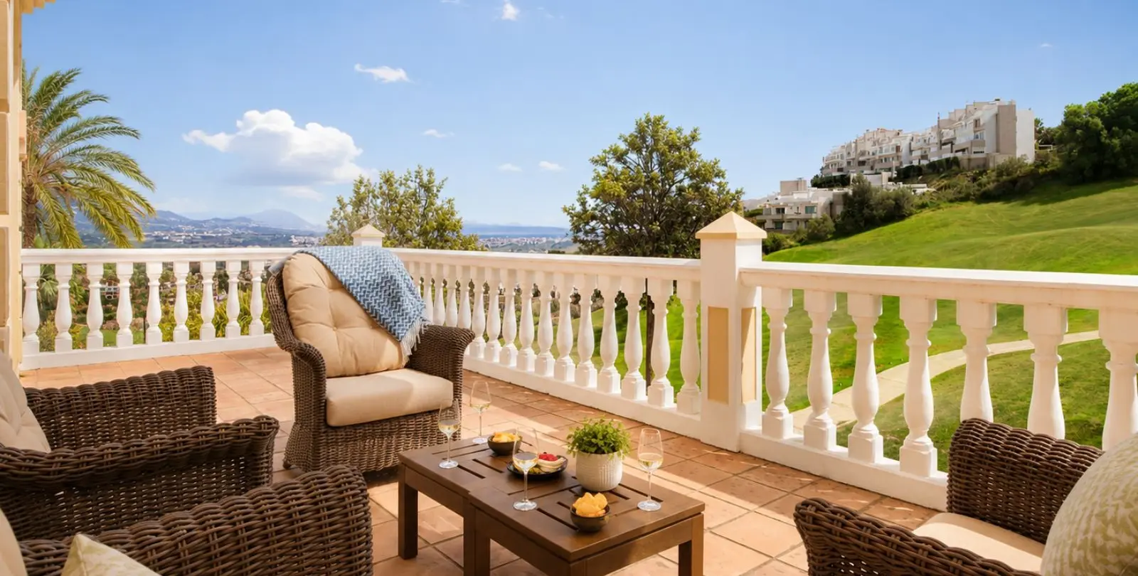 Sale of detached villa in La Cala Golf 33