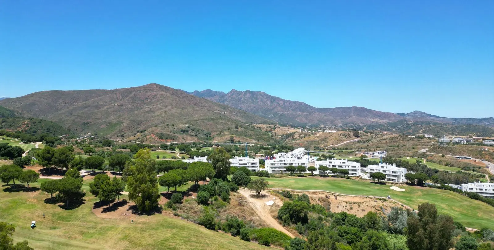 Продажа  отдельно стоящей виллы в La Cala Golf 56