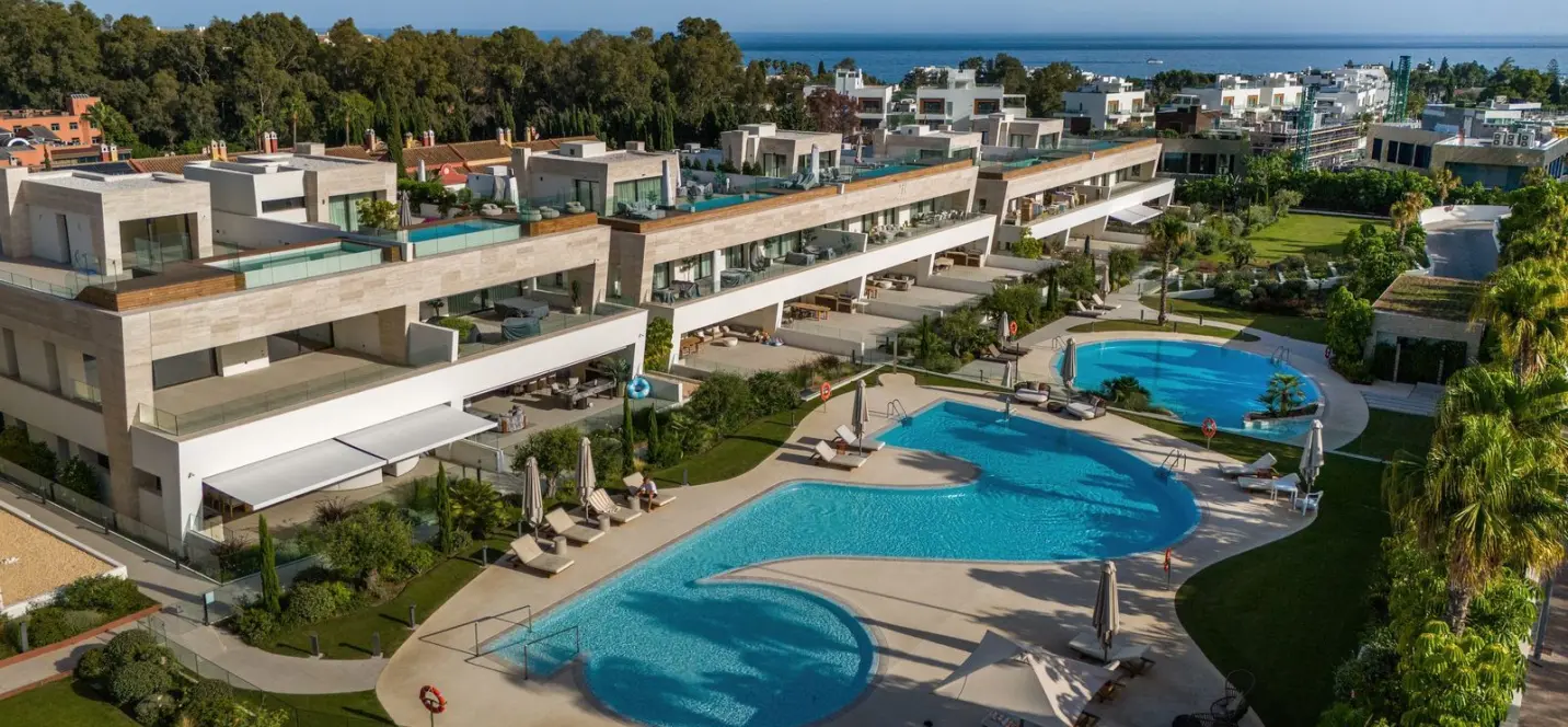 Sale of ground floor apartment in The Golden Mile 0