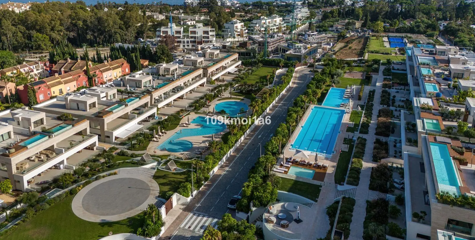 Long-term rent of ground floor apartment in The Golden Mile 31