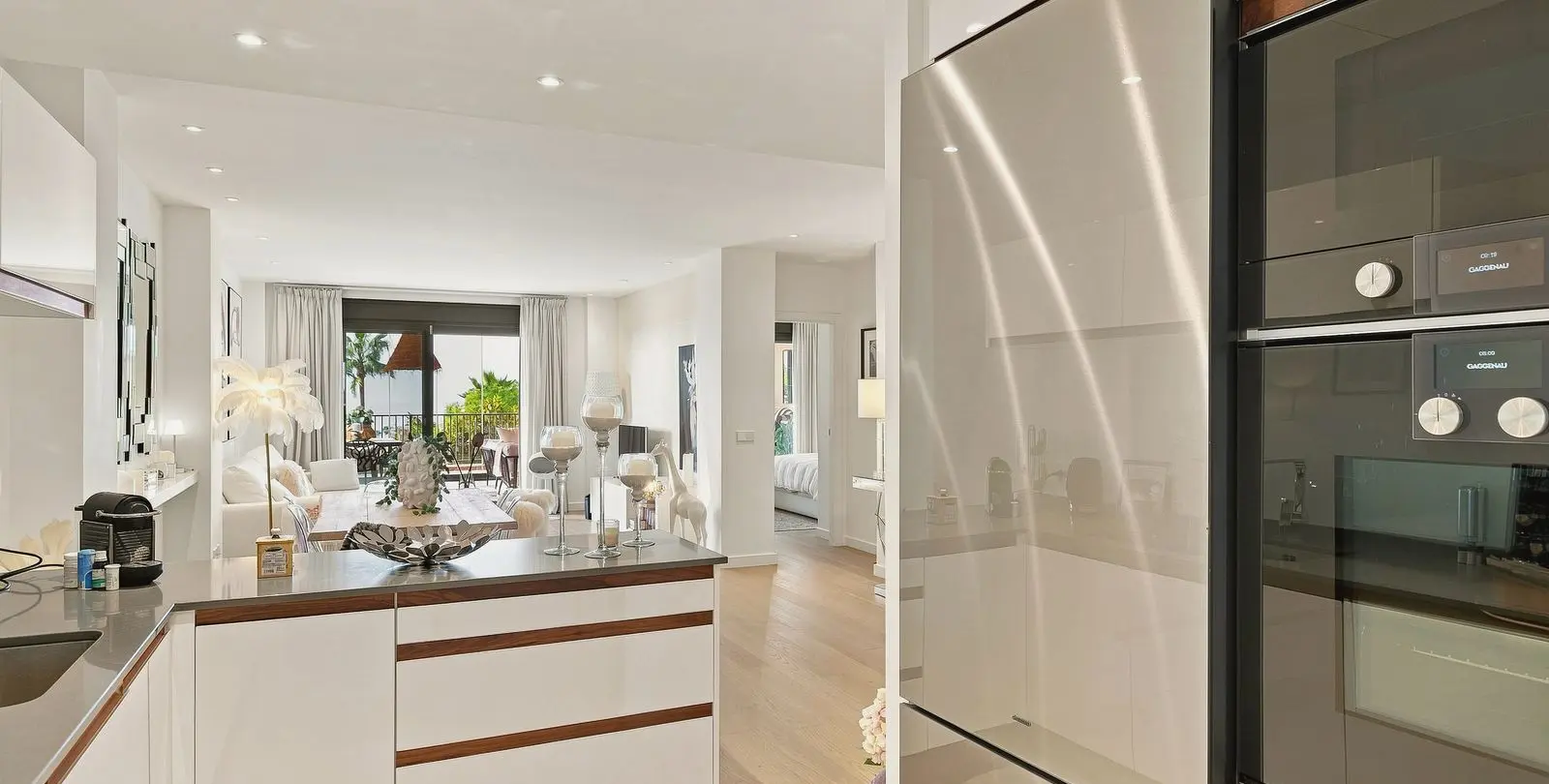 Venta de apartamento en planta baja en Benahavís 8