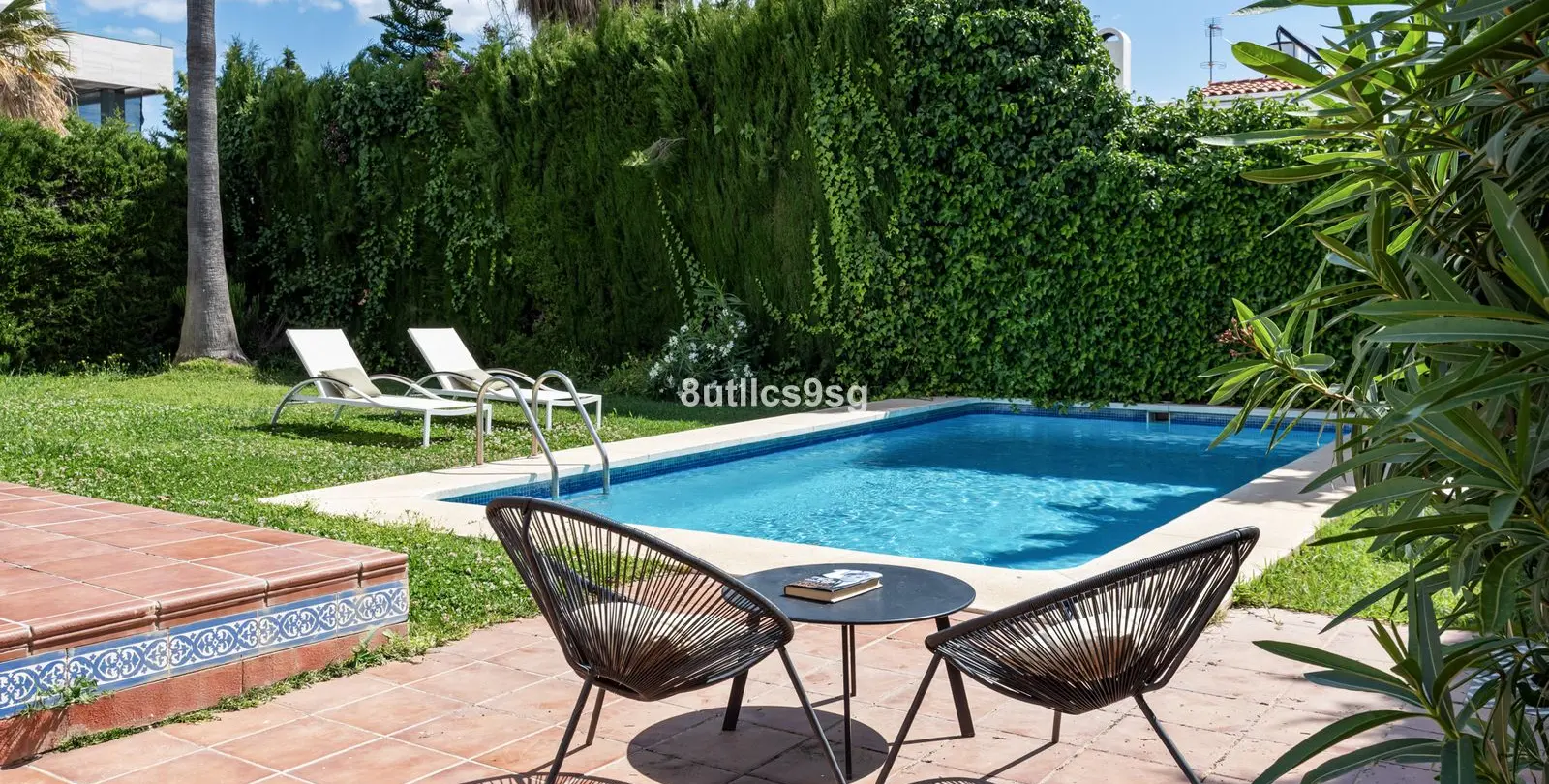 Sale of detached villa in Nueva Andalucía 40