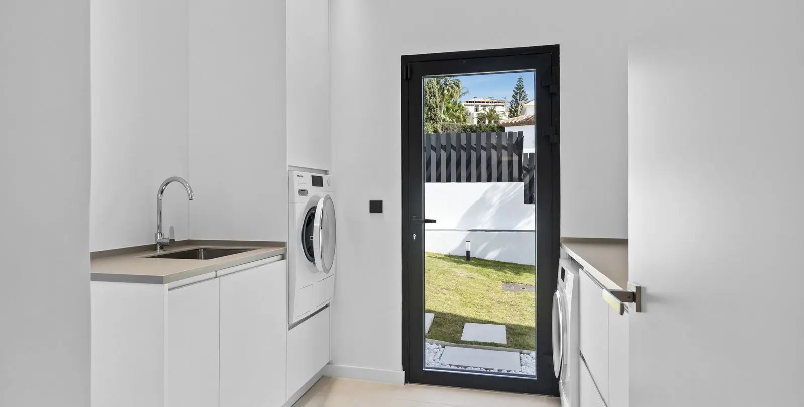 Sale of detached villa in Benahavís 21