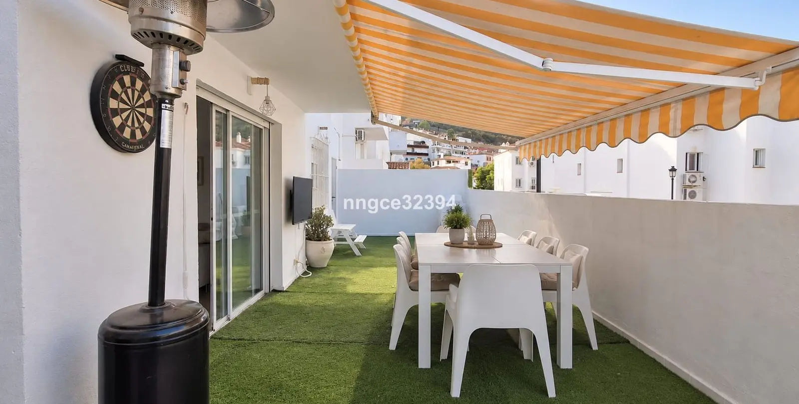 Sale of ground floor apartment in Benahavís 28