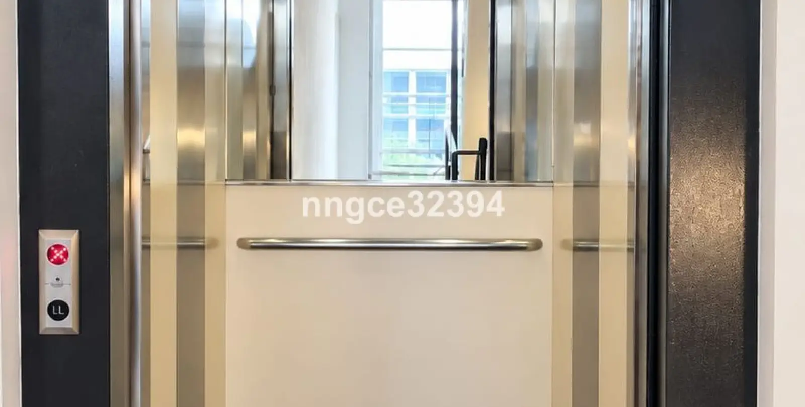 Sale of ground floor apartment in Benahavís 31