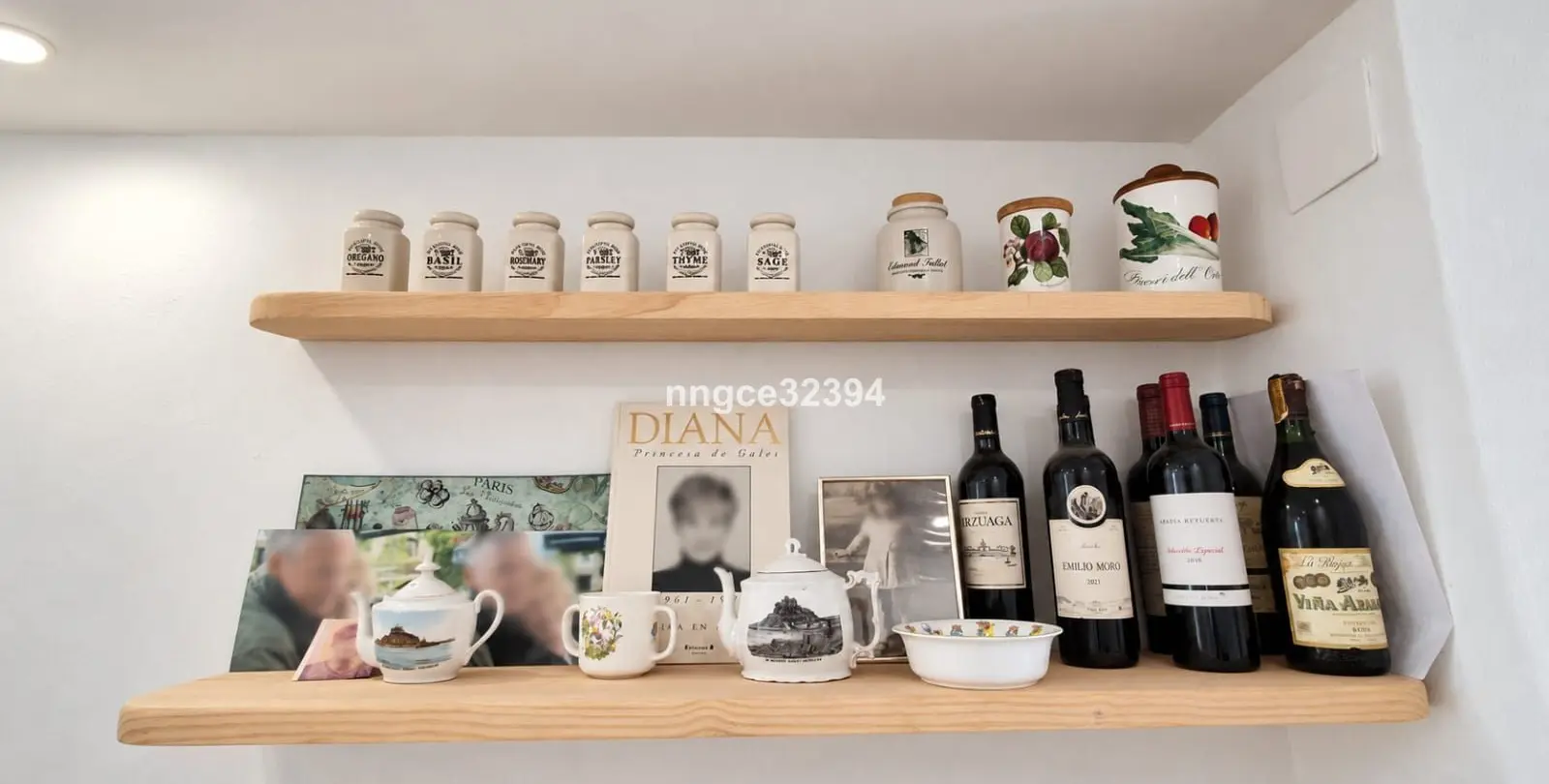 Venta de apartamento en planta media en New Golden Mile 26