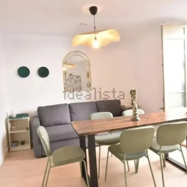Sale of middle floor apartment in Málaga
