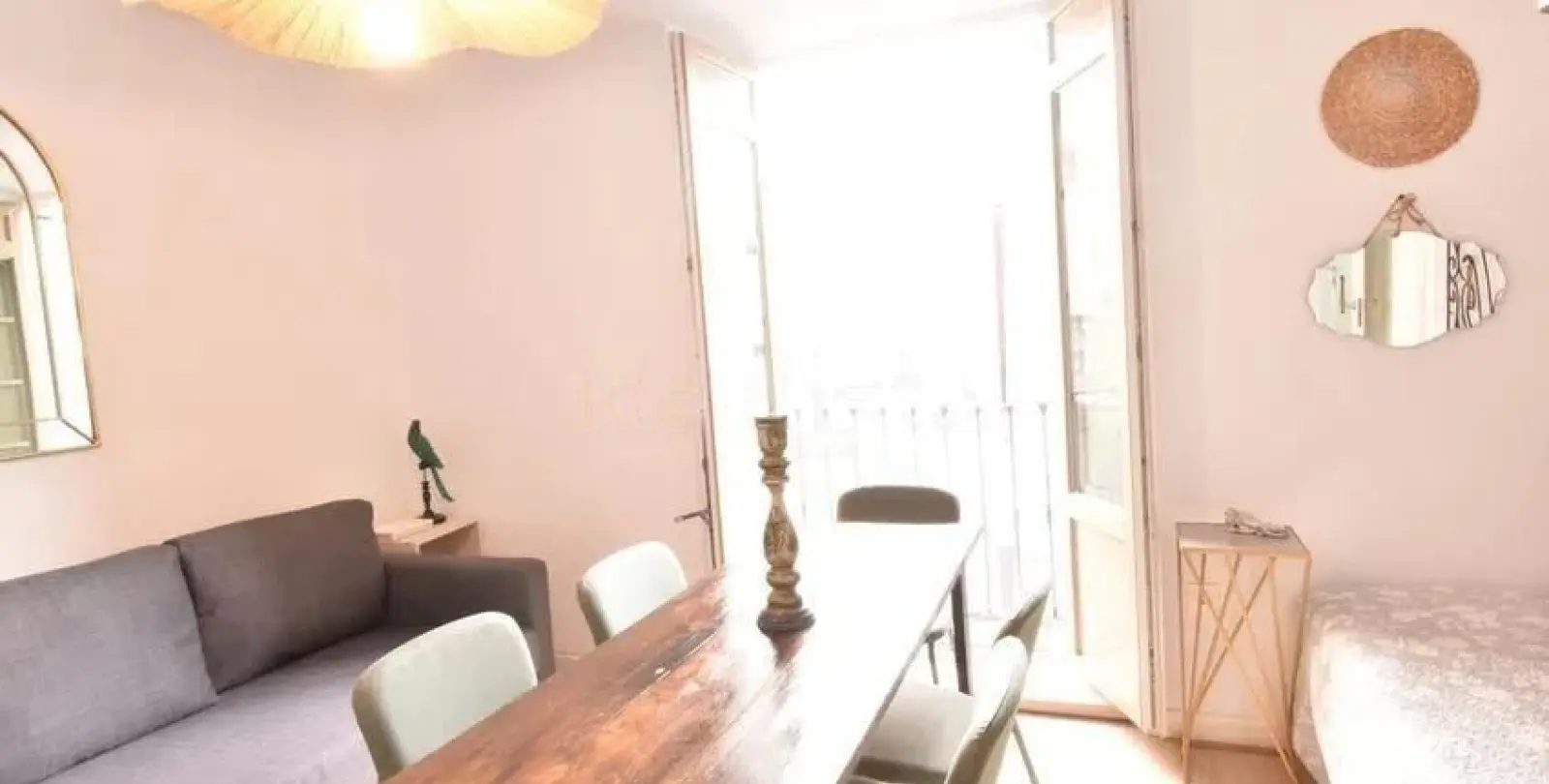Sale of middle floor apartment in Málaga 6