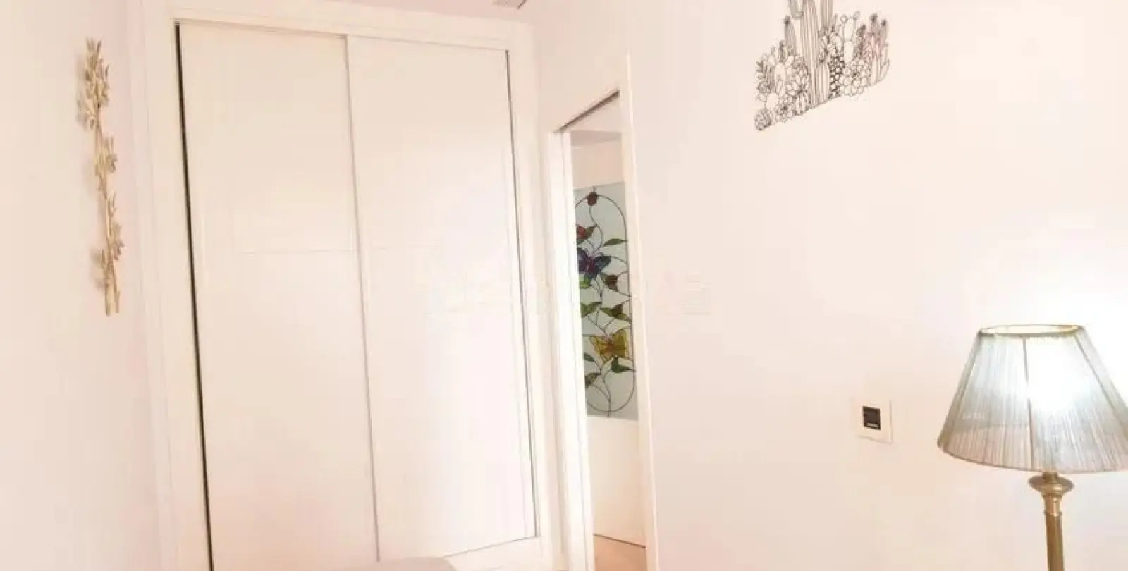 Sale of middle floor apartment in Málaga 13