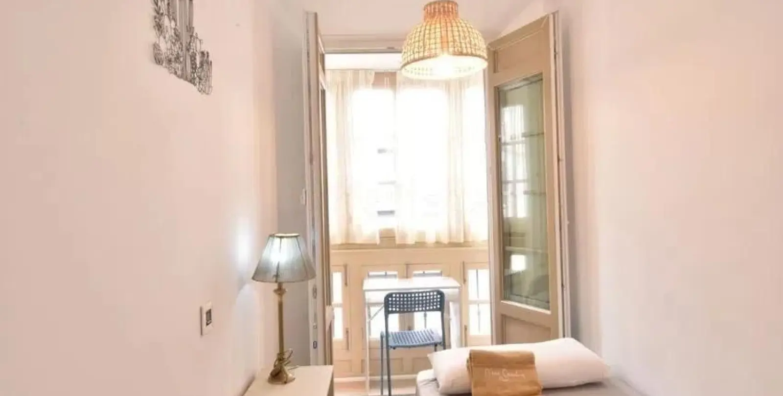 Sale of middle floor apartment in Málaga 14