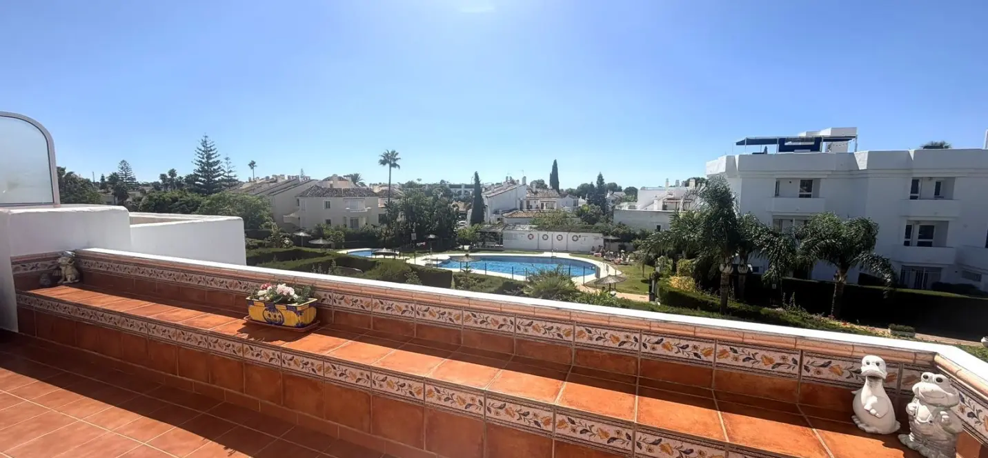 Venta de ático dúplex en El Paraiso 1