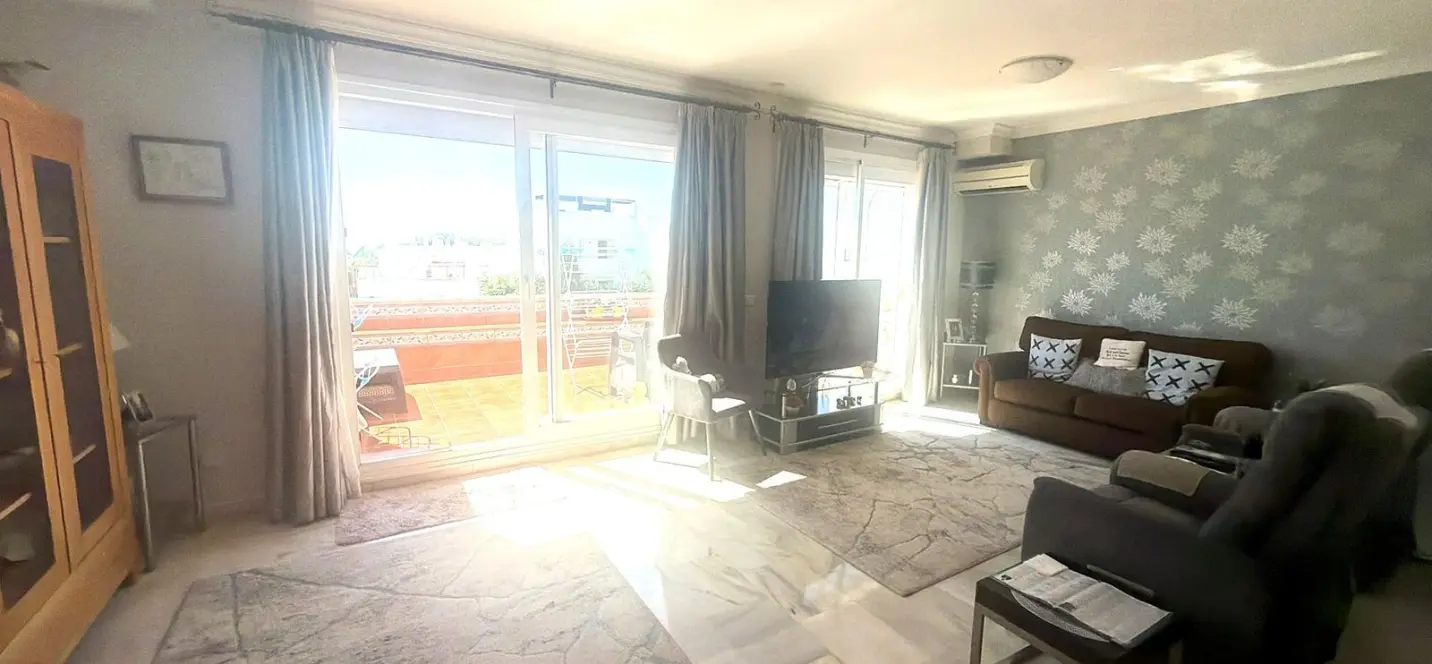 Venta de ático dúplex en El Paraiso 4