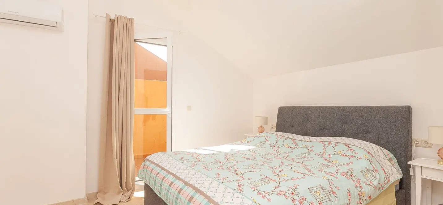 Venta de ático en Elviria 3