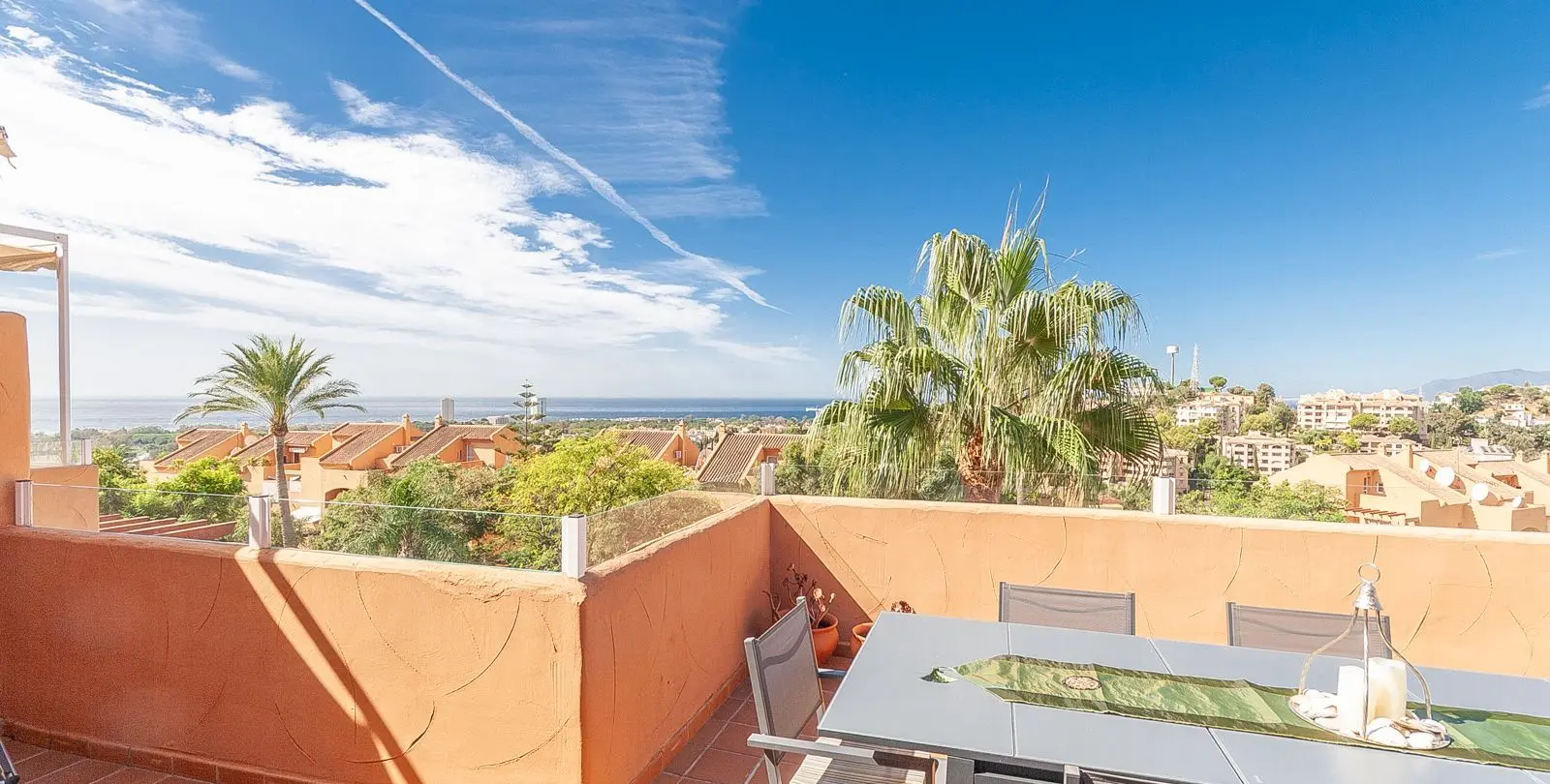 Venta de ático en Elviria 10