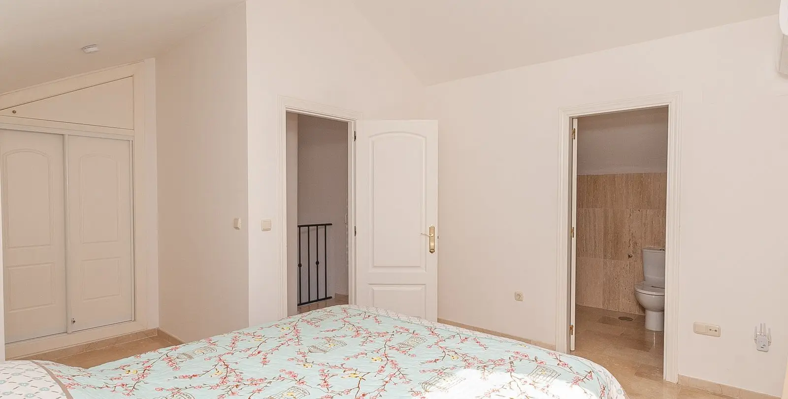 Venta de ático en Elviria 12