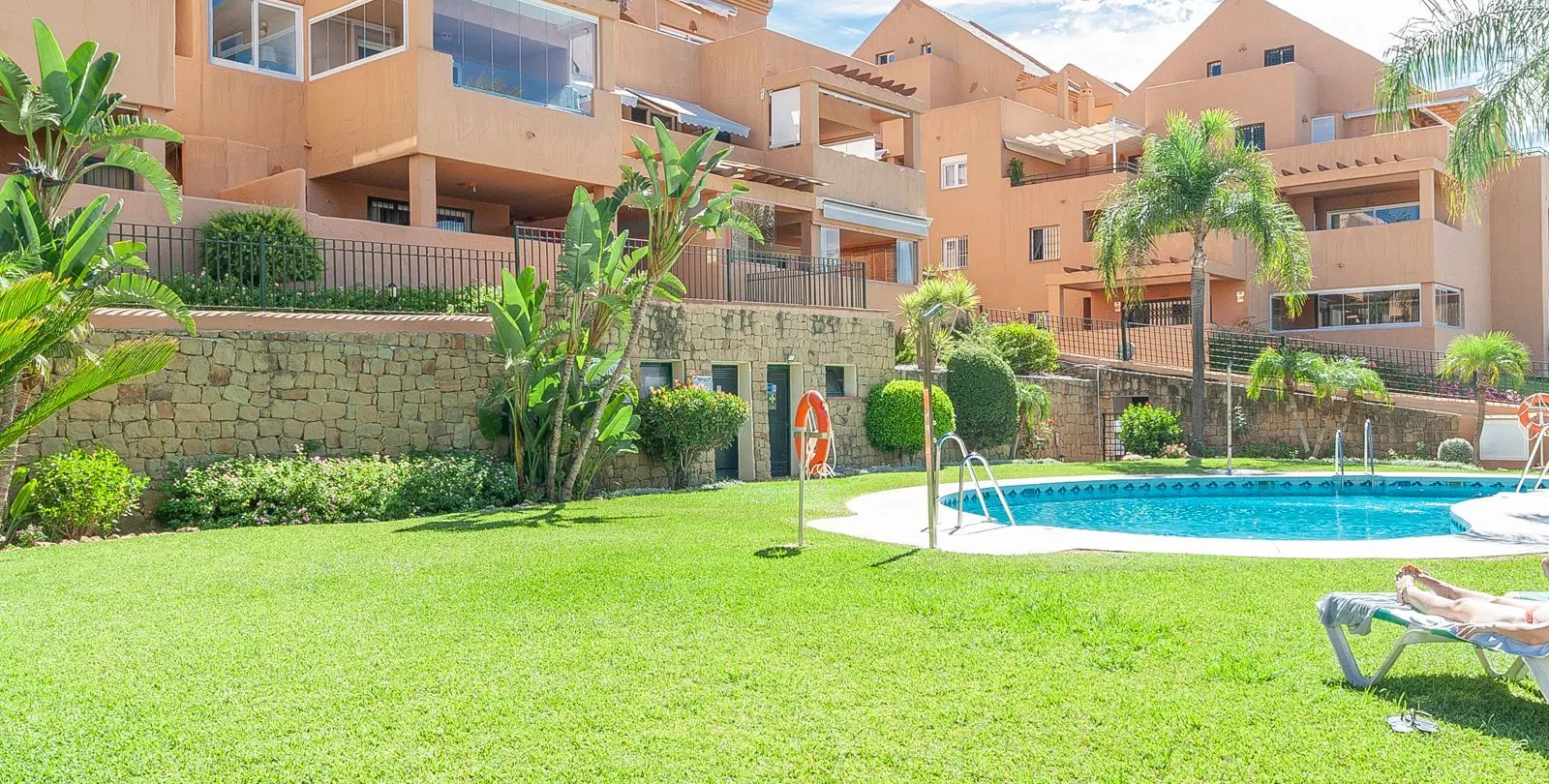 Venta de ático en Elviria 32