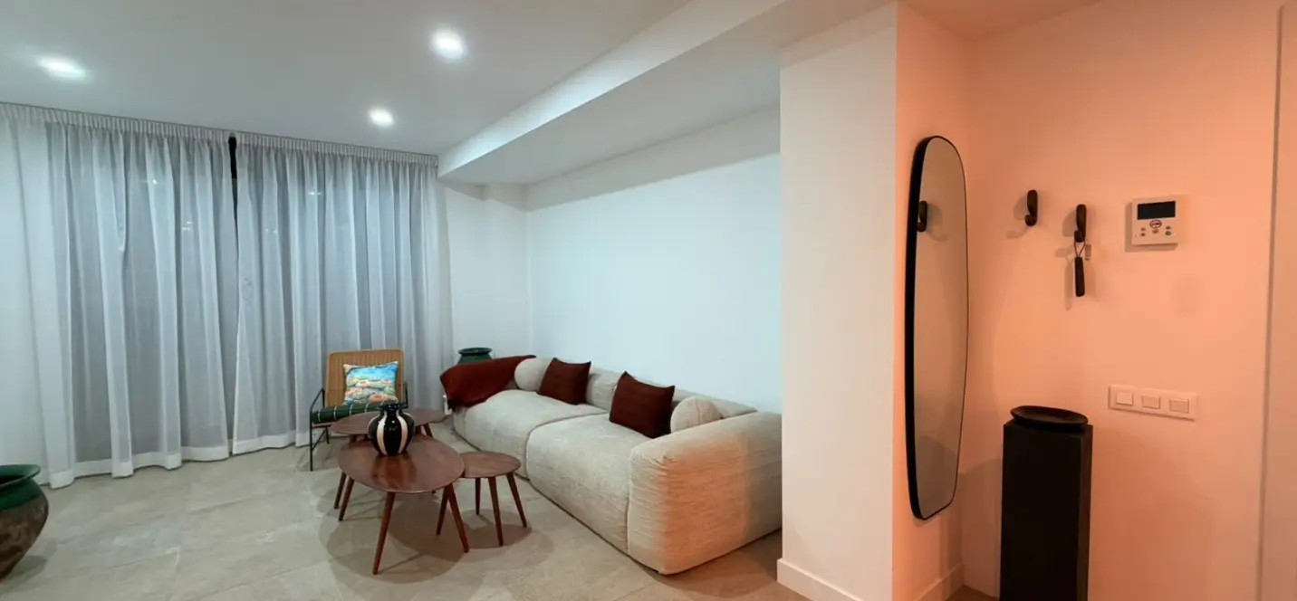 Продажа апартаментов на среднем этаже в Estepona 1