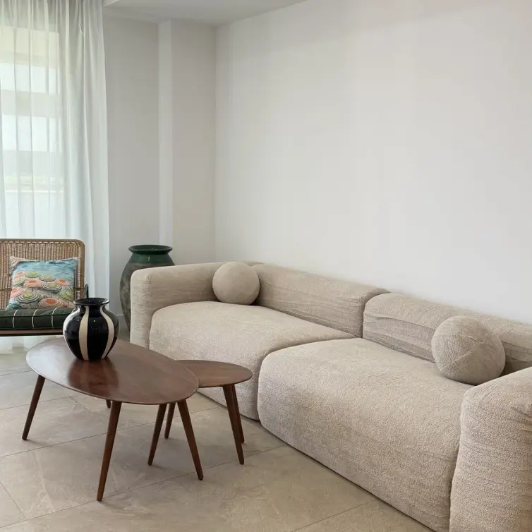 Продажа апартаментов на среднем этаже в Estepona