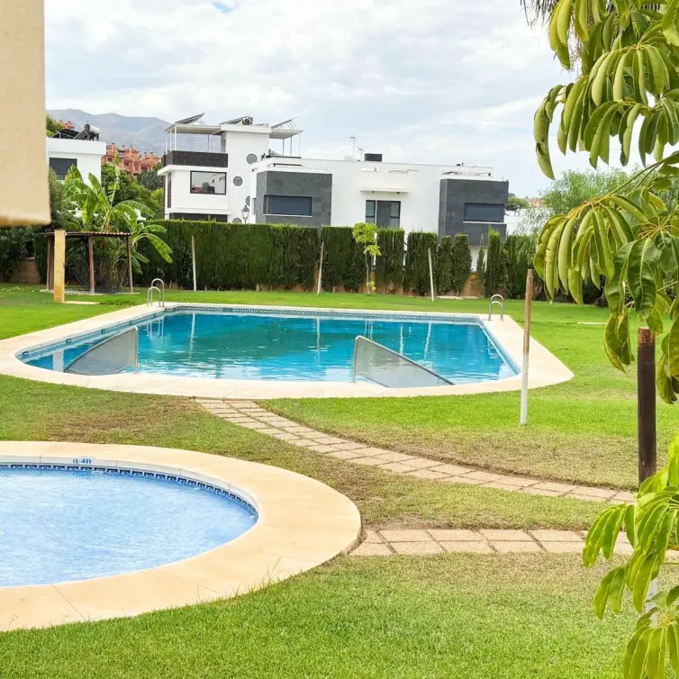 Продажа таунхауса в Alhaurín de la Torre