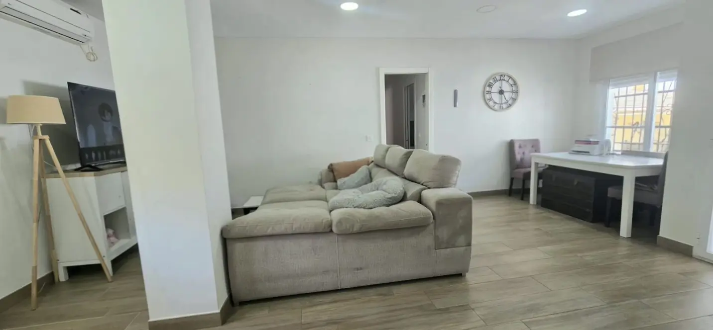 Sale of detached villa in Málaga 3