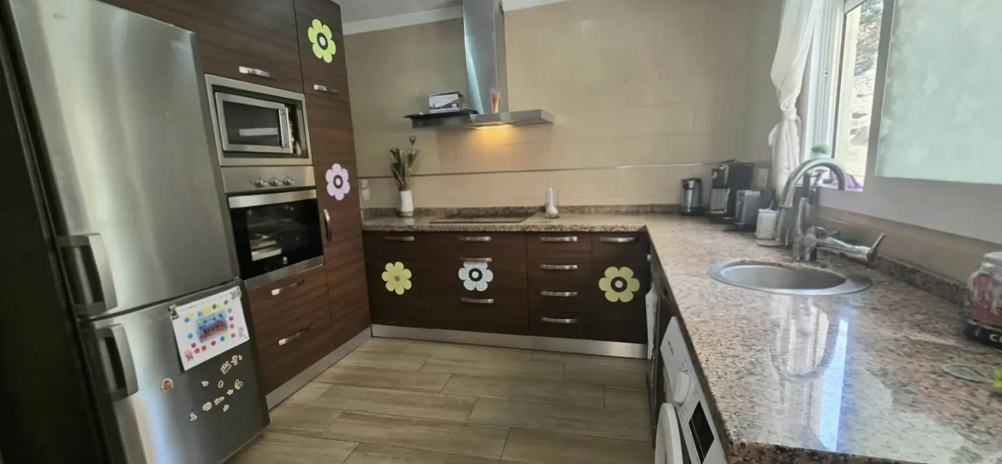 Sale of detached villa in Málaga 4