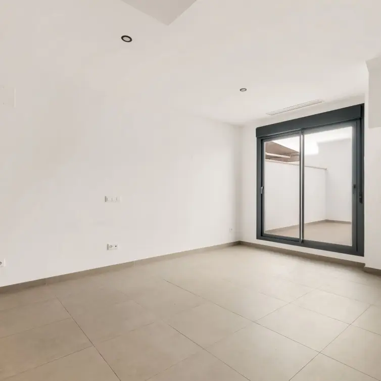 Sale of townhouse in Cancelada