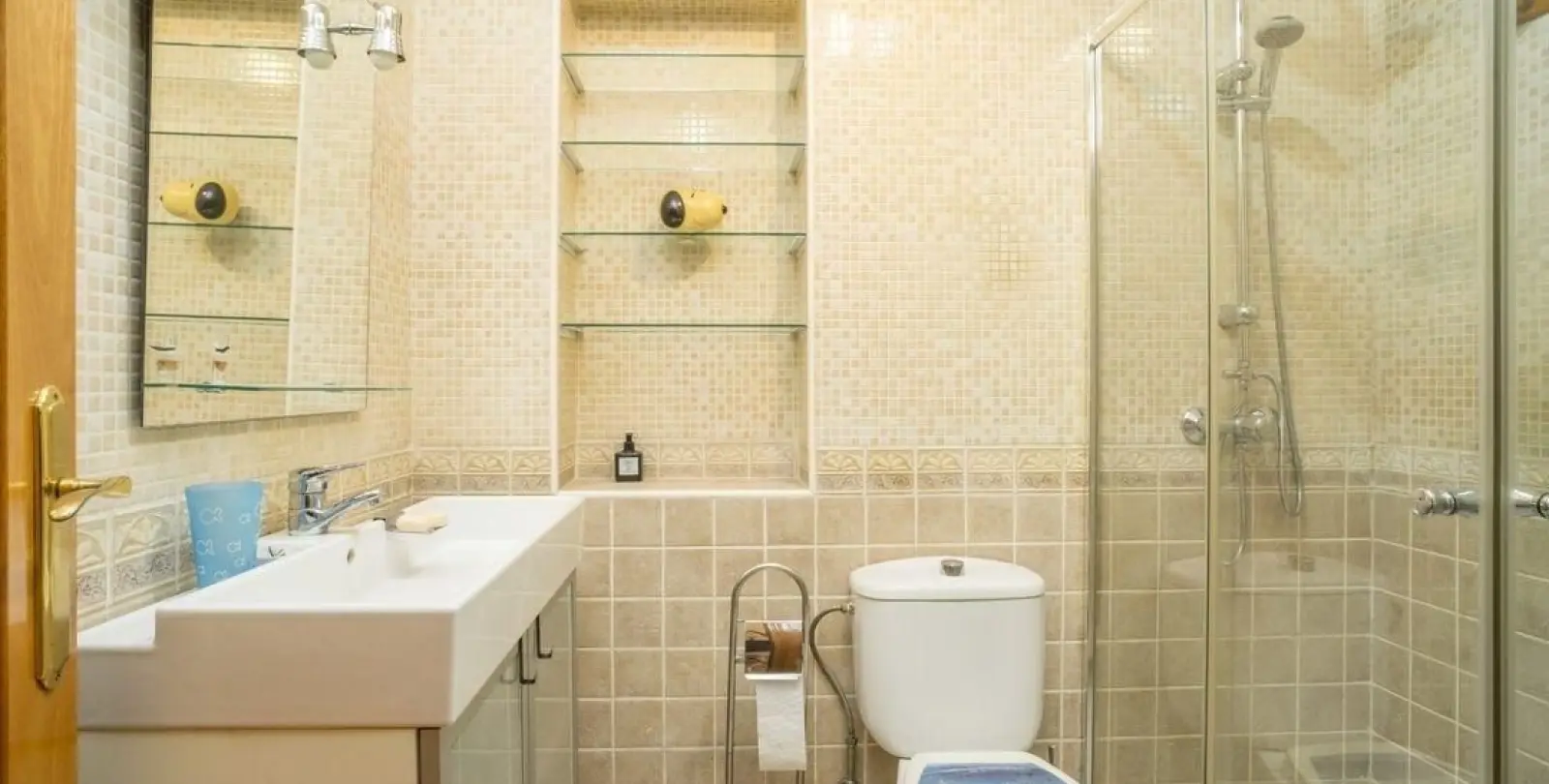 Venta de dúplex en La Trinidad 27