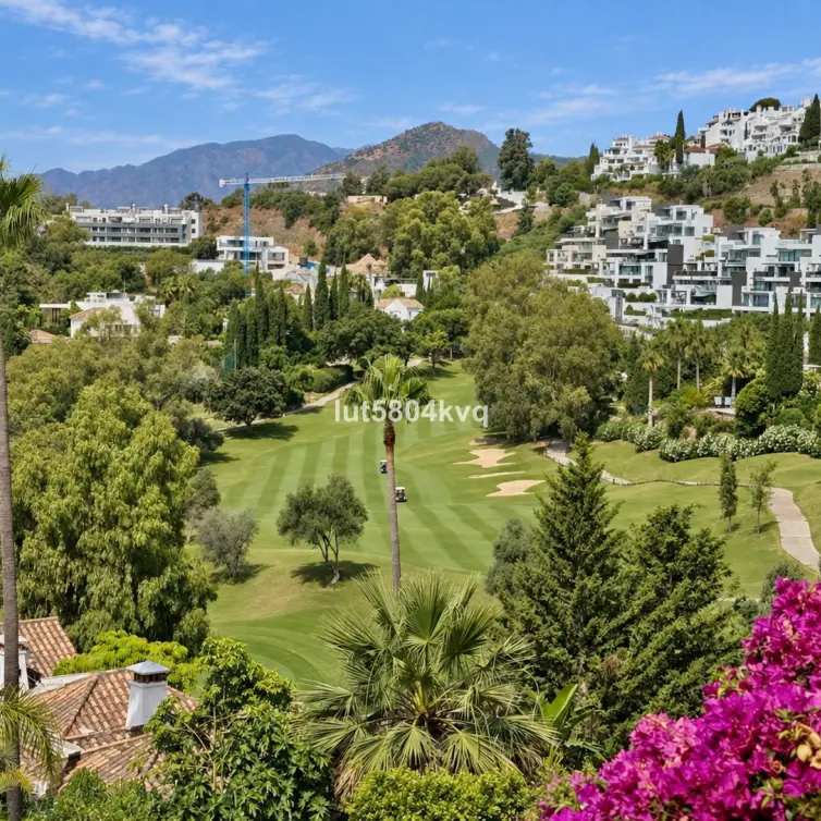 Sale of ground floor apartment in La Quinta